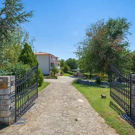 Holiday home Eufemia