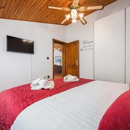 Holiday home Eufemia *