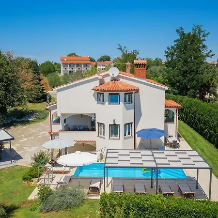 Holiday home Eufemia