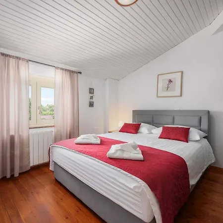 Eufemia Holiday home *